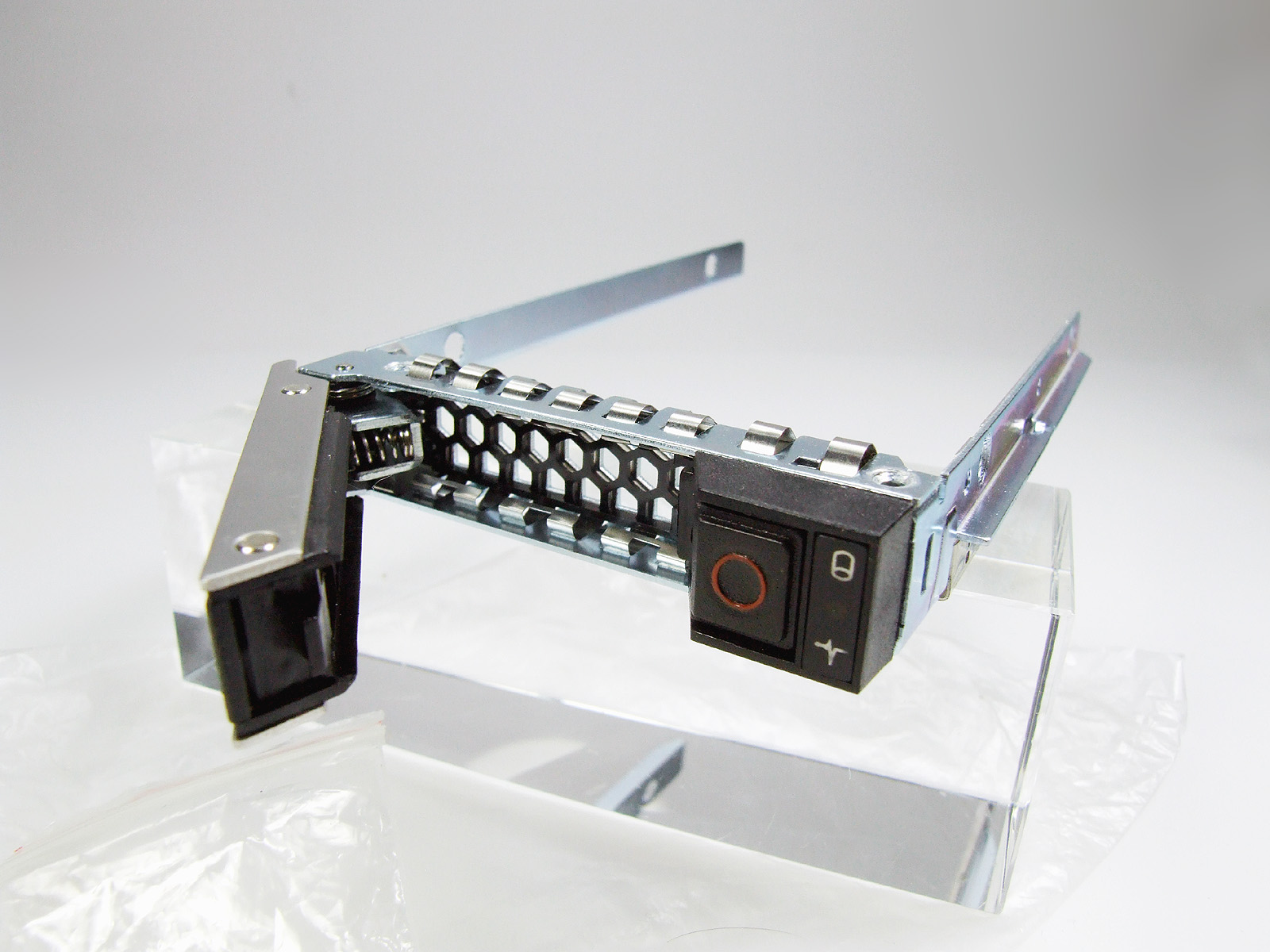 DELL PowerEdge 2.5" HDD hot-plug rámeček / caddy / tray (14-16G)